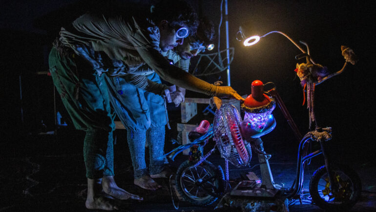 A Fabulosa História do Guri-Árvore – Fulano di Tal Grupo de Teatro/MS