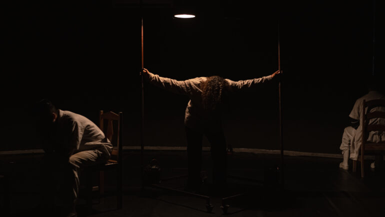 Ensaio sobre a Verdade – Grupo Teatro Faces/MT (+12)