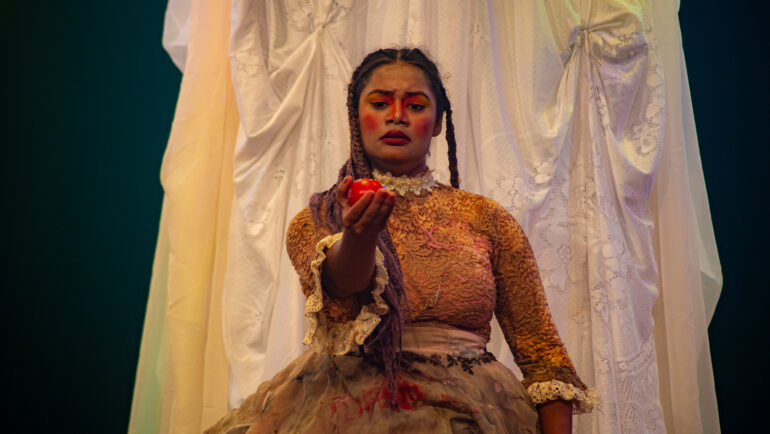 Sinhadores – Grupo Teatro Faces/MT (+14)