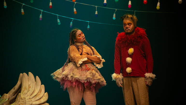 Sinhadores – Grupo Teatro Faces/MT (+14)