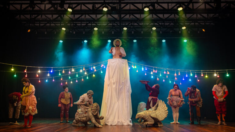 Sinhadores – Grupo Teatro Faces/MT (+14)